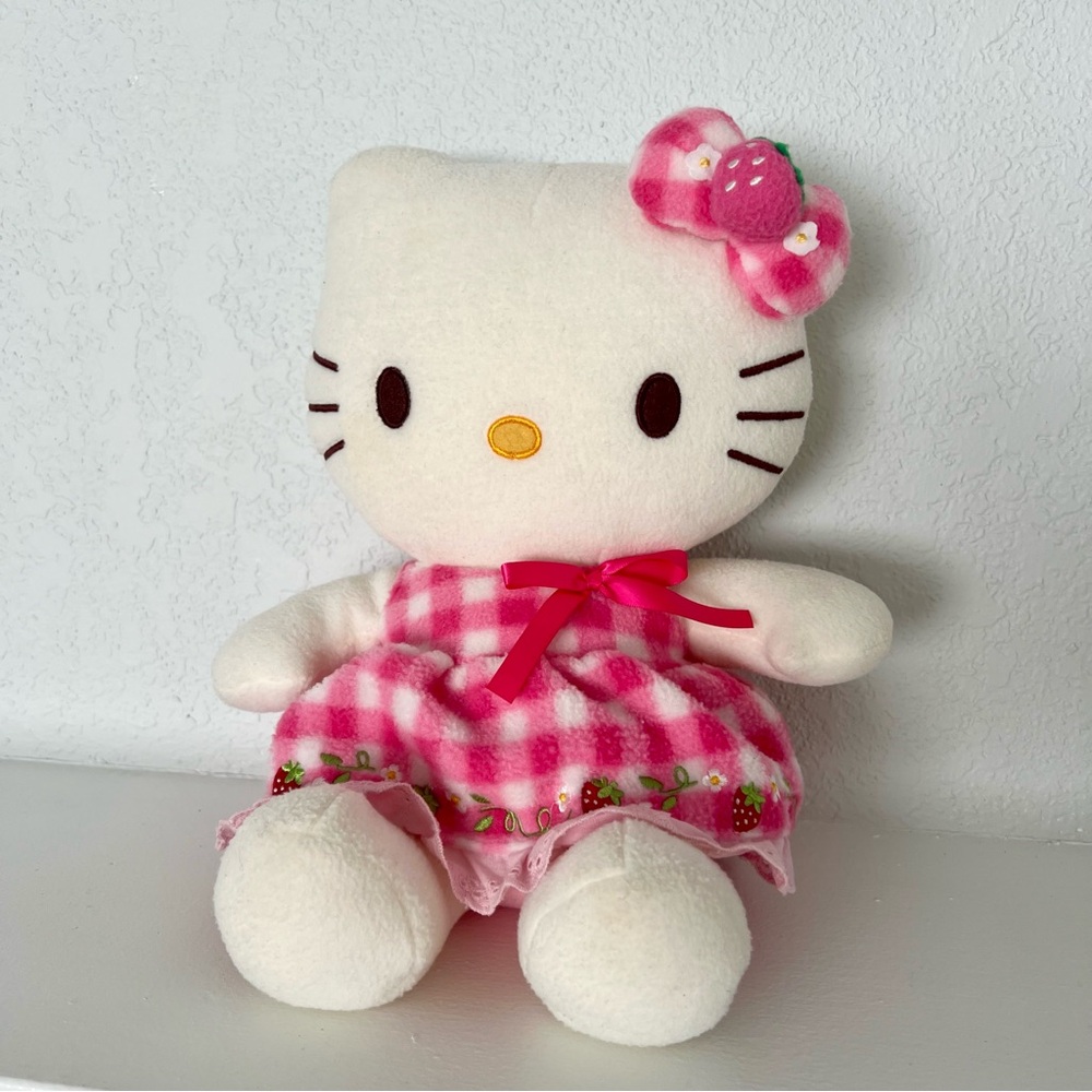 Hello Kitty Plush Embroidered Strawberry Gingham Pink Dress 2007 RARE